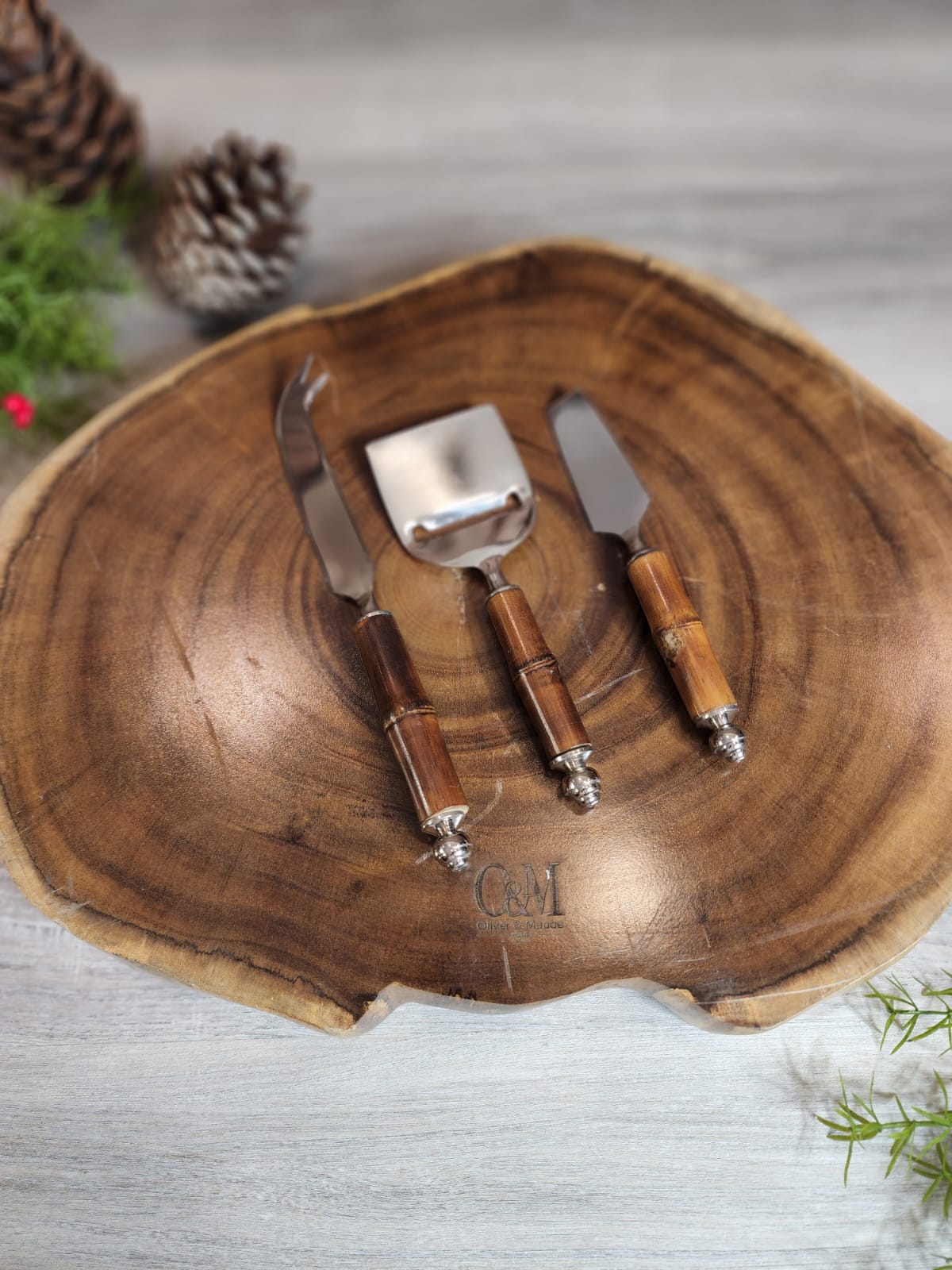 LA MADERA DE BAMBÚ Cheese Knife Set