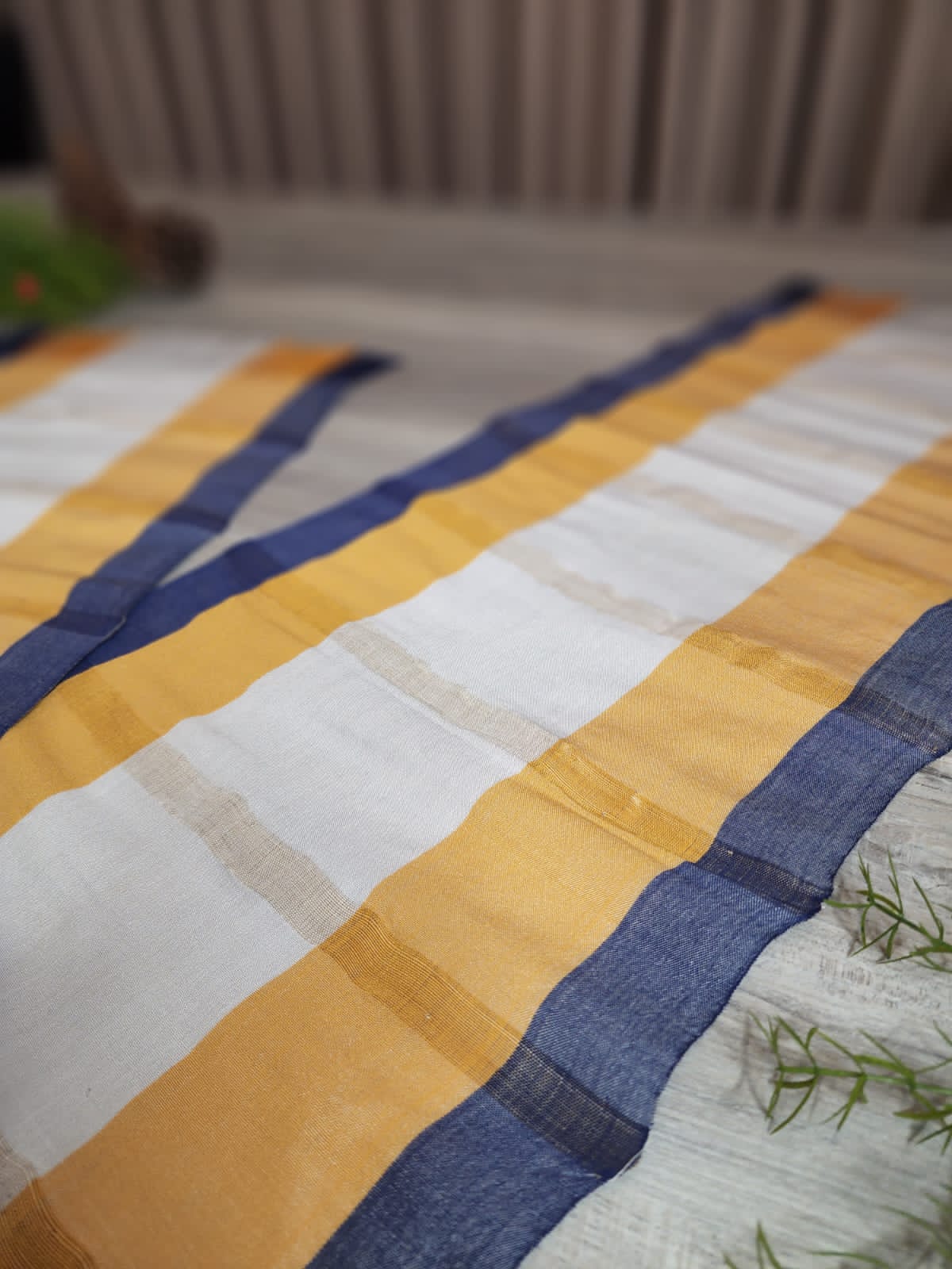 WEAVED TABLE RUNNERS with ABACA